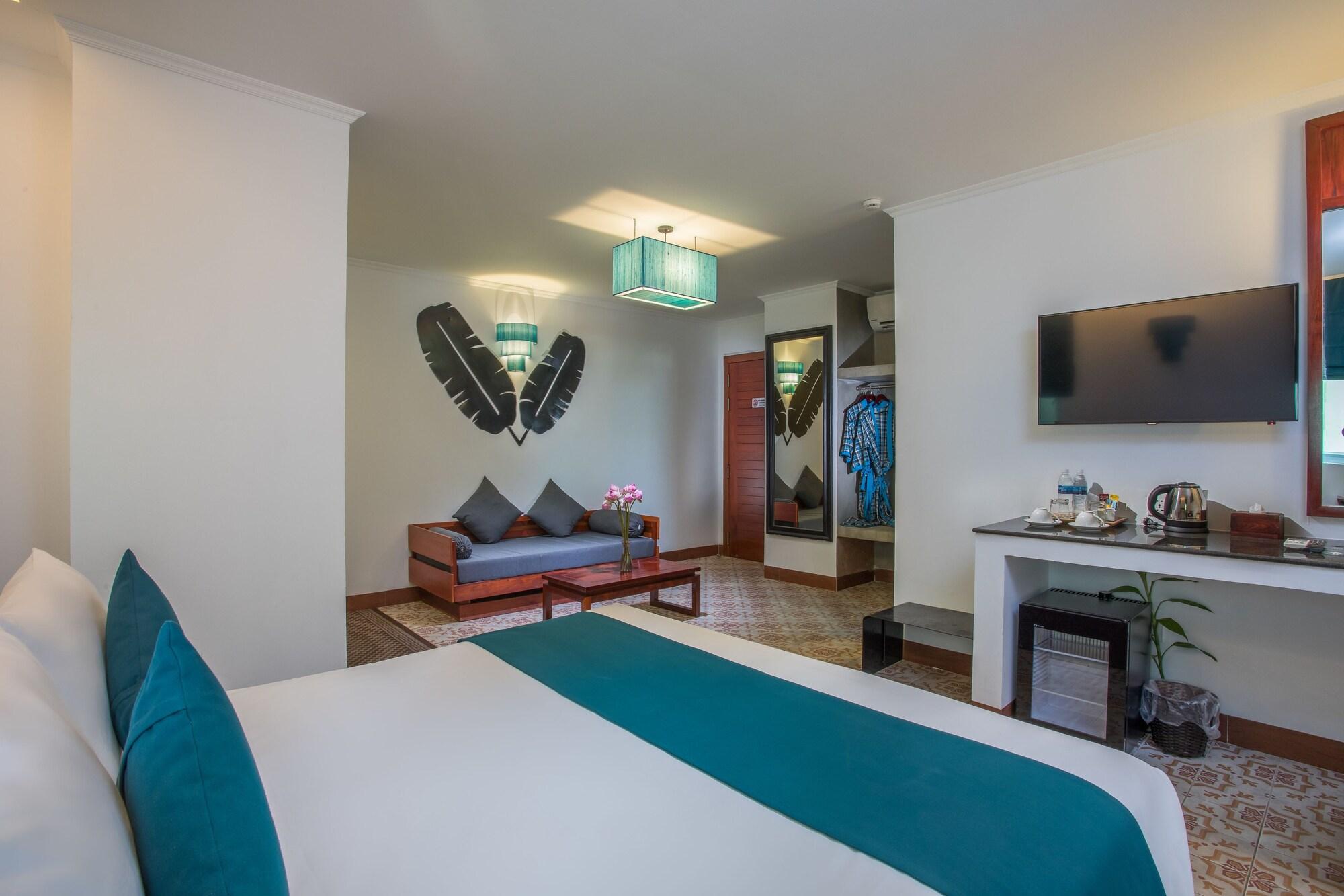 V Hotel Phnom Penh Dış mekan fotoğraf
