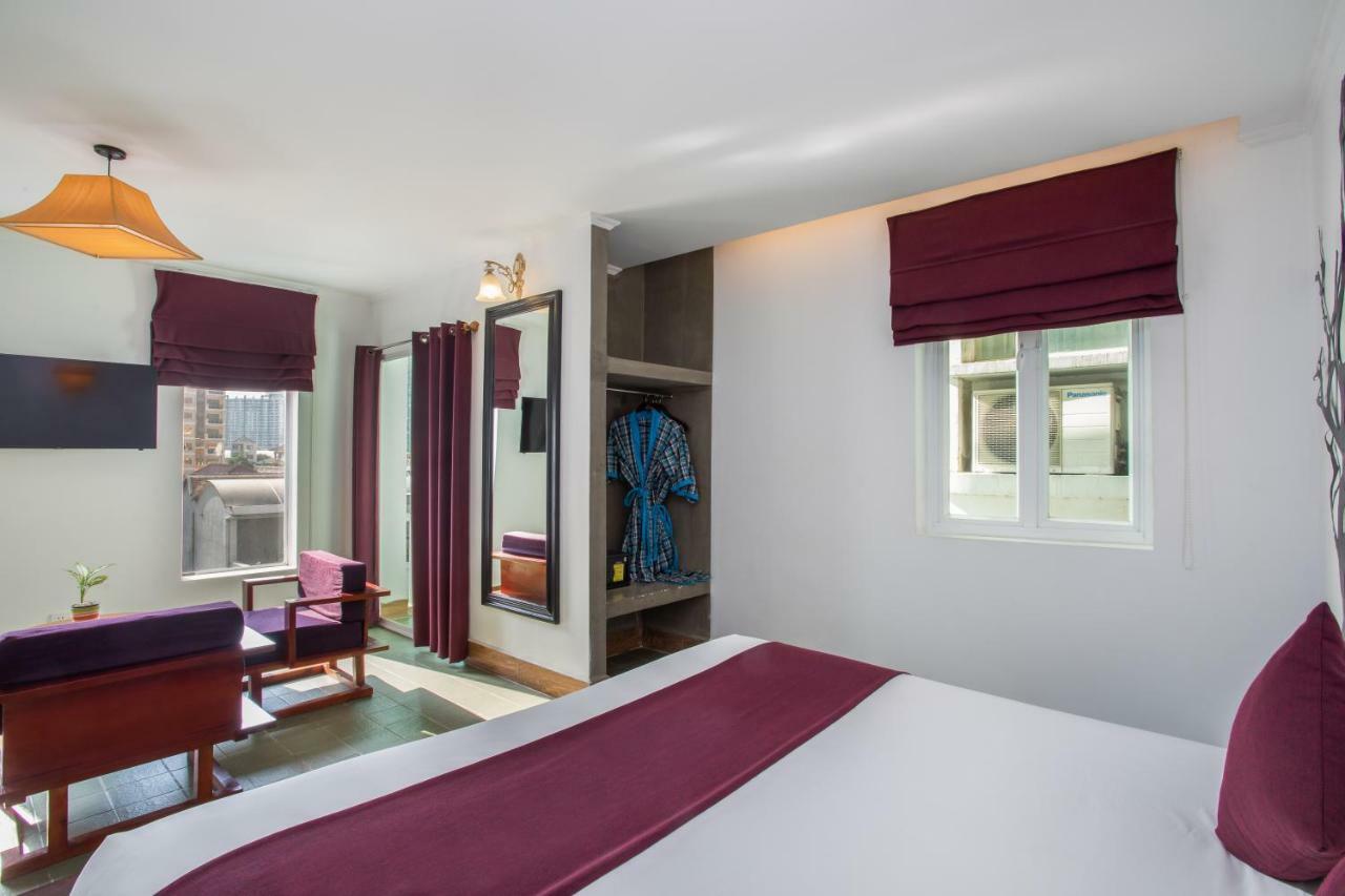V Hotel Phnom Penh Dış mekan fotoğraf
