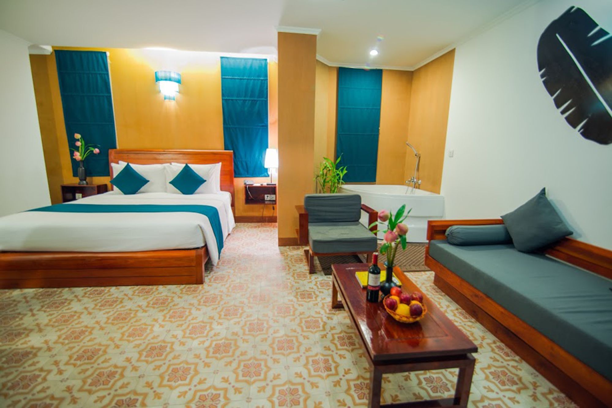 V Hotel Phnom Penh Dış mekan fotoğraf